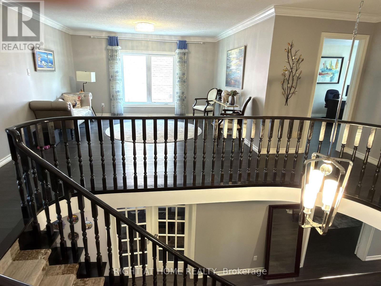6 Cowles Court, Richmond Hill, Ontario  L4C 9A7 - Photo 9 - N13740958