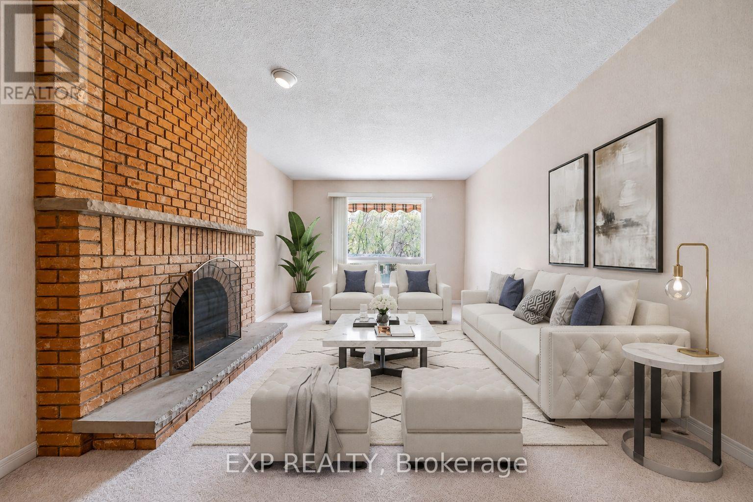 51 Sanderson Crescent, Richmond Hill, Ontario  L4C 5L5 - Photo 8 - N13732002