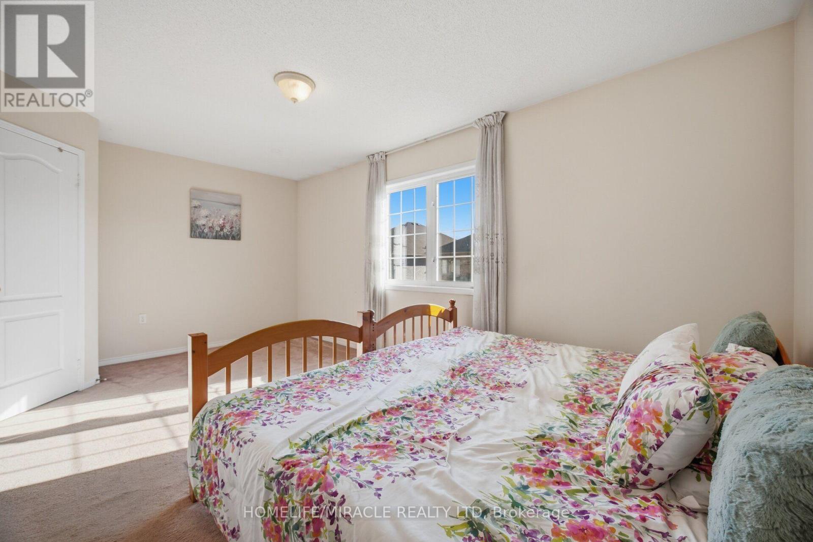 101 Crystalview Crescent, Brampton, Ontario  L6P 2S2 - Photo 22 - W13750022
