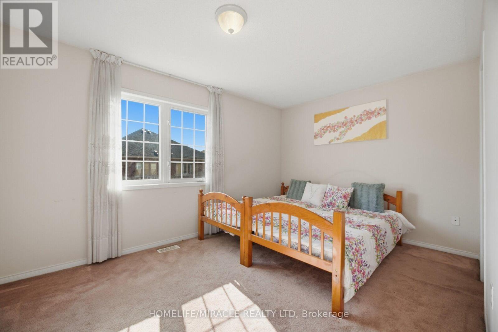 101 Crystalview Crescent, Brampton, Ontario  L6P 2S2 - Photo 21 - W13750022