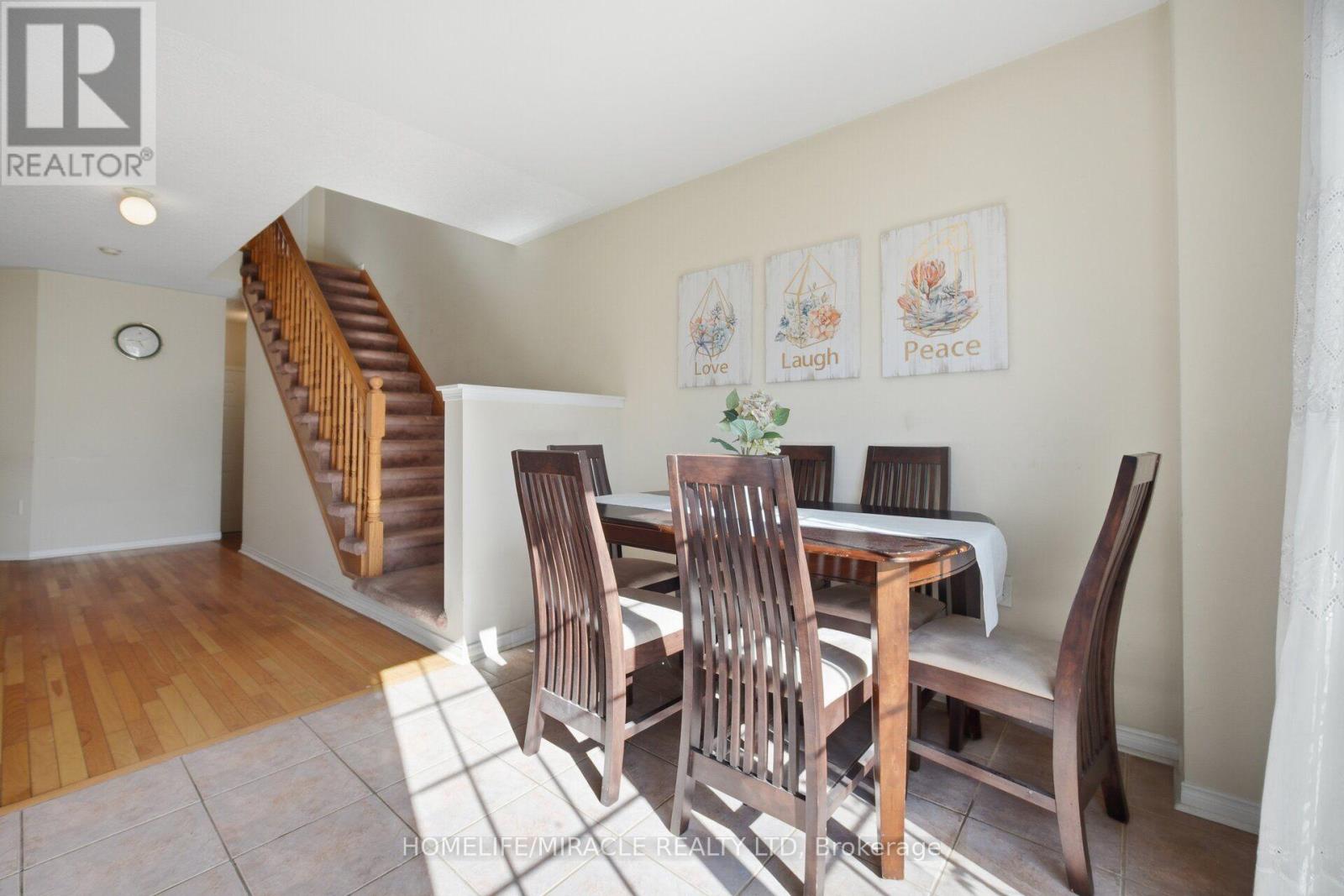 101 Crystalview Crescent, Brampton, Ontario  L6P 2S2 - Photo 18 - W13750022