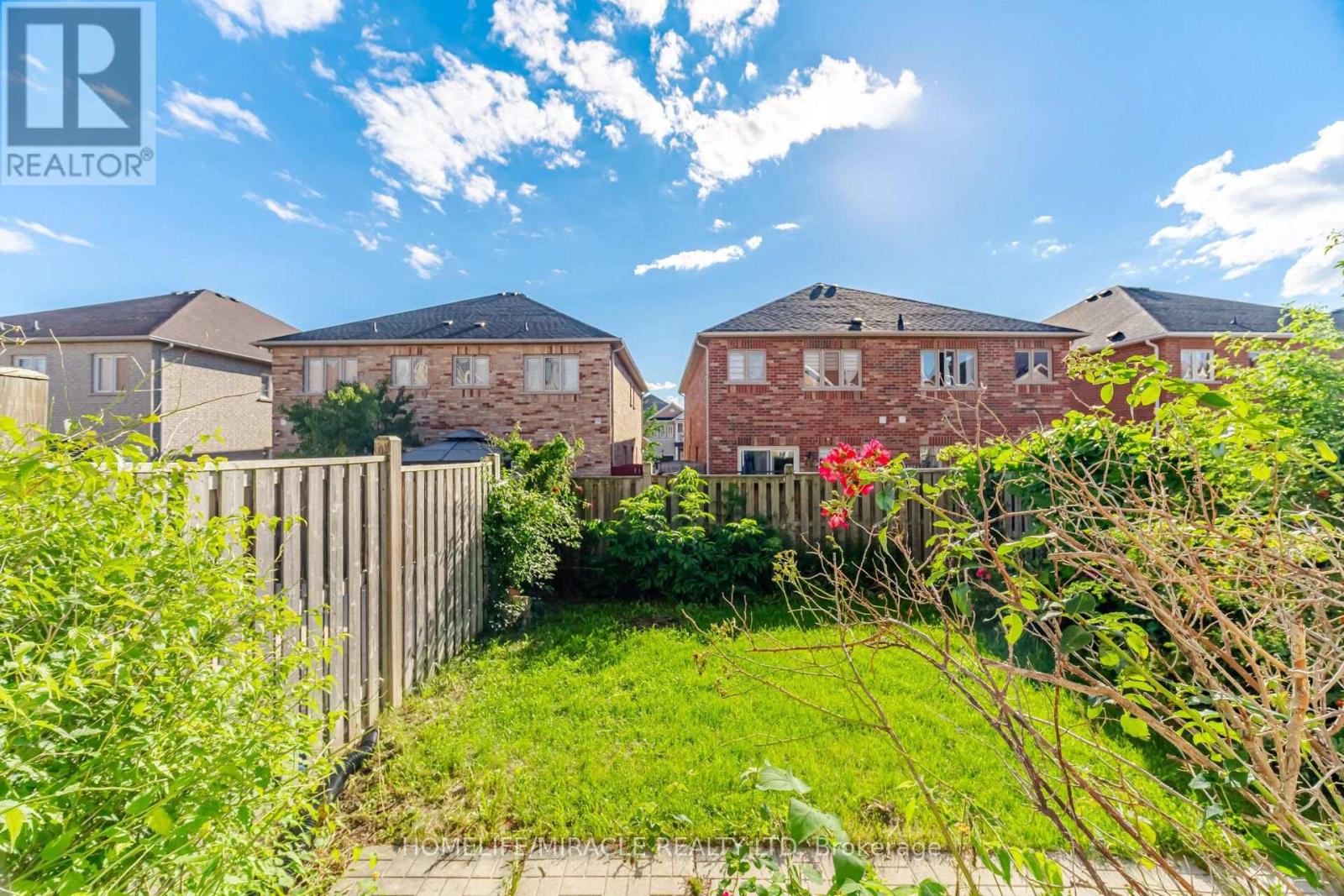 101 Crystalview Crescent, Brampton, Ontario  L6P 2S2 - Photo 37 - W13750022