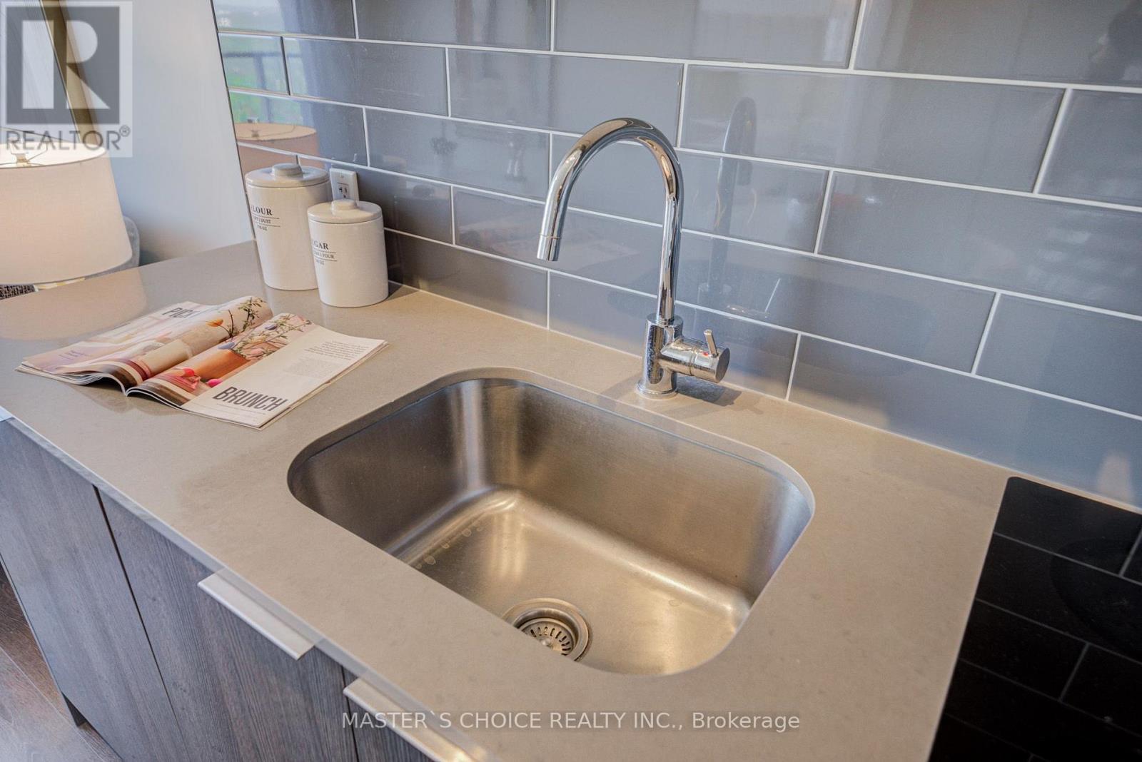 3303 - 32 Forest Manor Road, Toronto, Ontario  M2J 1M1 - Photo 15 - C13750108