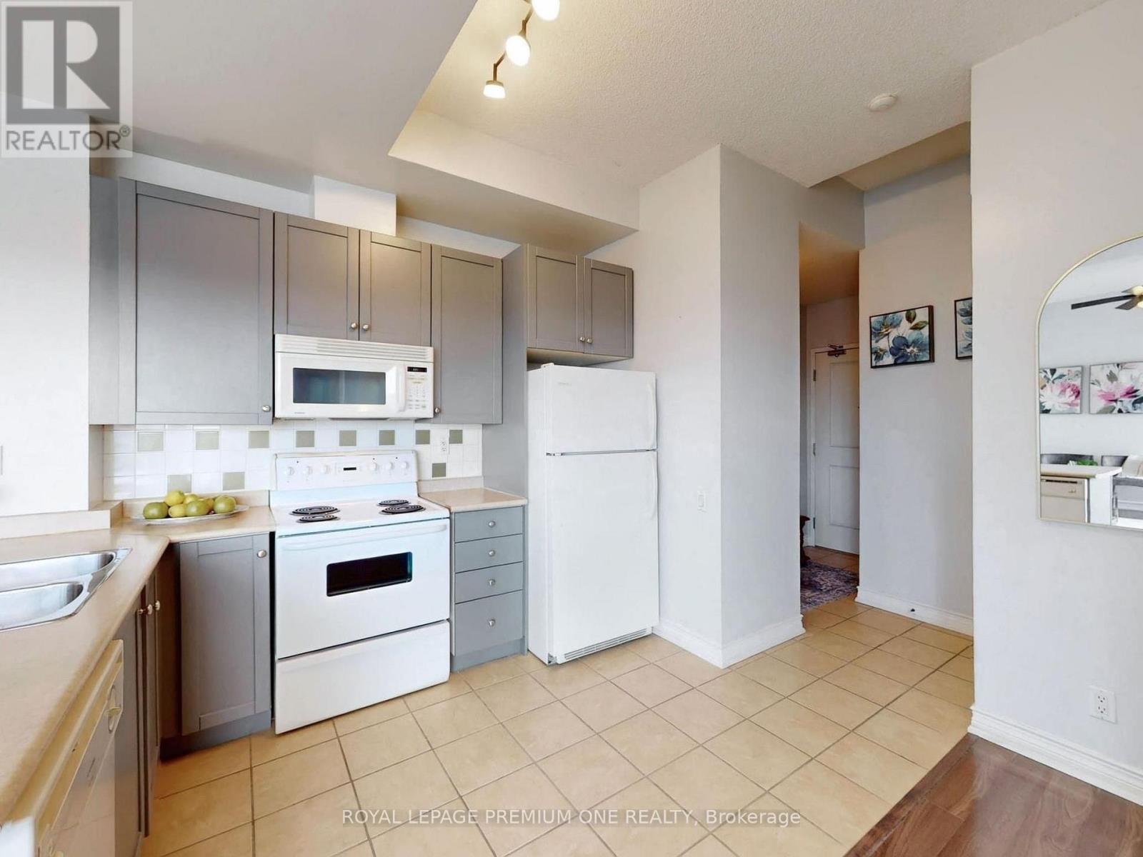 1101 - 1600 Keele Street, Toronto, Ontario  M6N 5J1 - Photo 9 - W13750116
