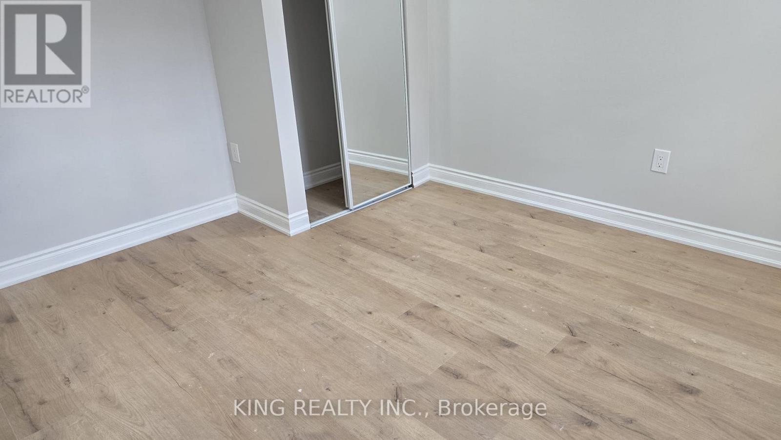 3412 Monica Drive, Mississauga, Ontario  L4T 3E7 - Photo 15 - W13750122