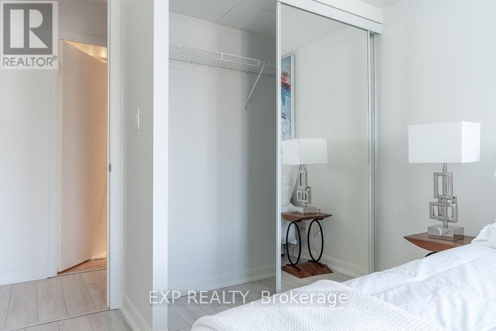 4112 - 210 Victoria Street, Toronto (Church-Yonge Corridor), Ontario  M5B 2R3 - Photo 17 - C13243276