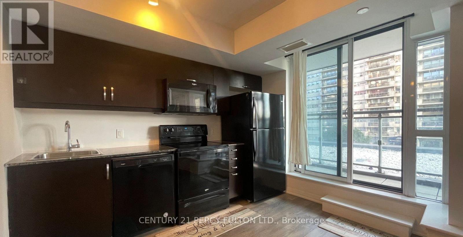 208 - 30 Meadowglen Place, Toronto, Ontario M1G 0A6 - Photo 10 - E13610982
