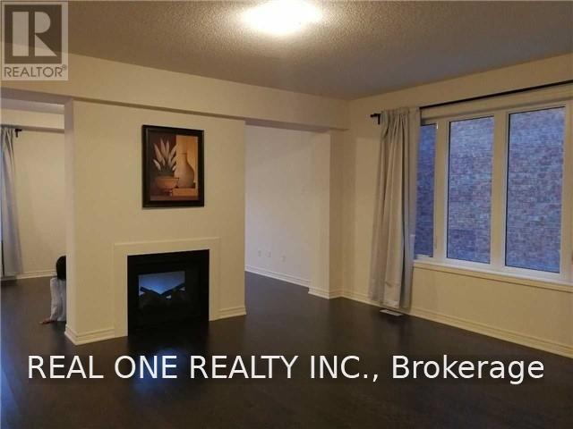 108 Hubner Avenue, Markham, Ontario  L6C 0R5 - Photo 5 - N13750136