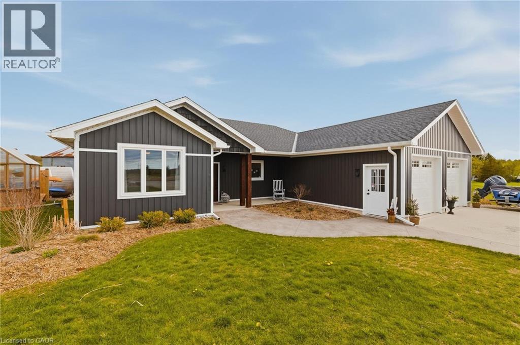 401372 GREY RD 4, Hanover, Ontario