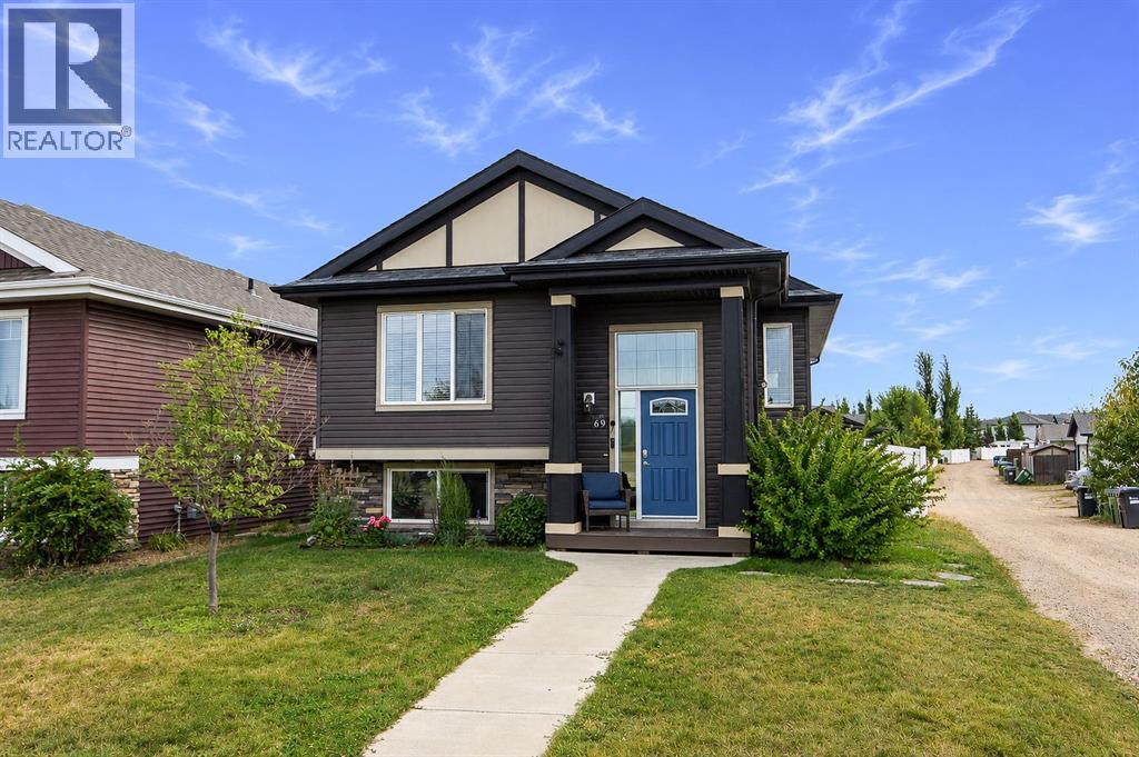 69 Timberstone Way, Red Deer, Alberta  T4P 0N8 - Photo 1 - A2342246