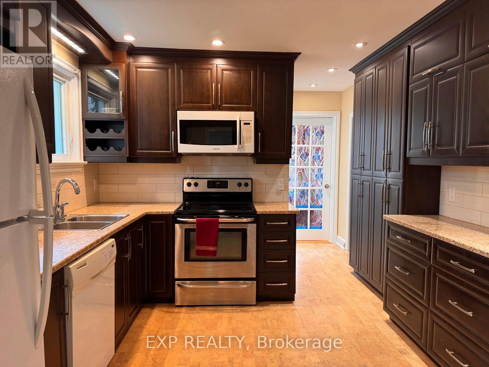 44 Clearview Avenue, Ottawa, Ontario  K1Y 2K5 - Photo 4 - X13750142