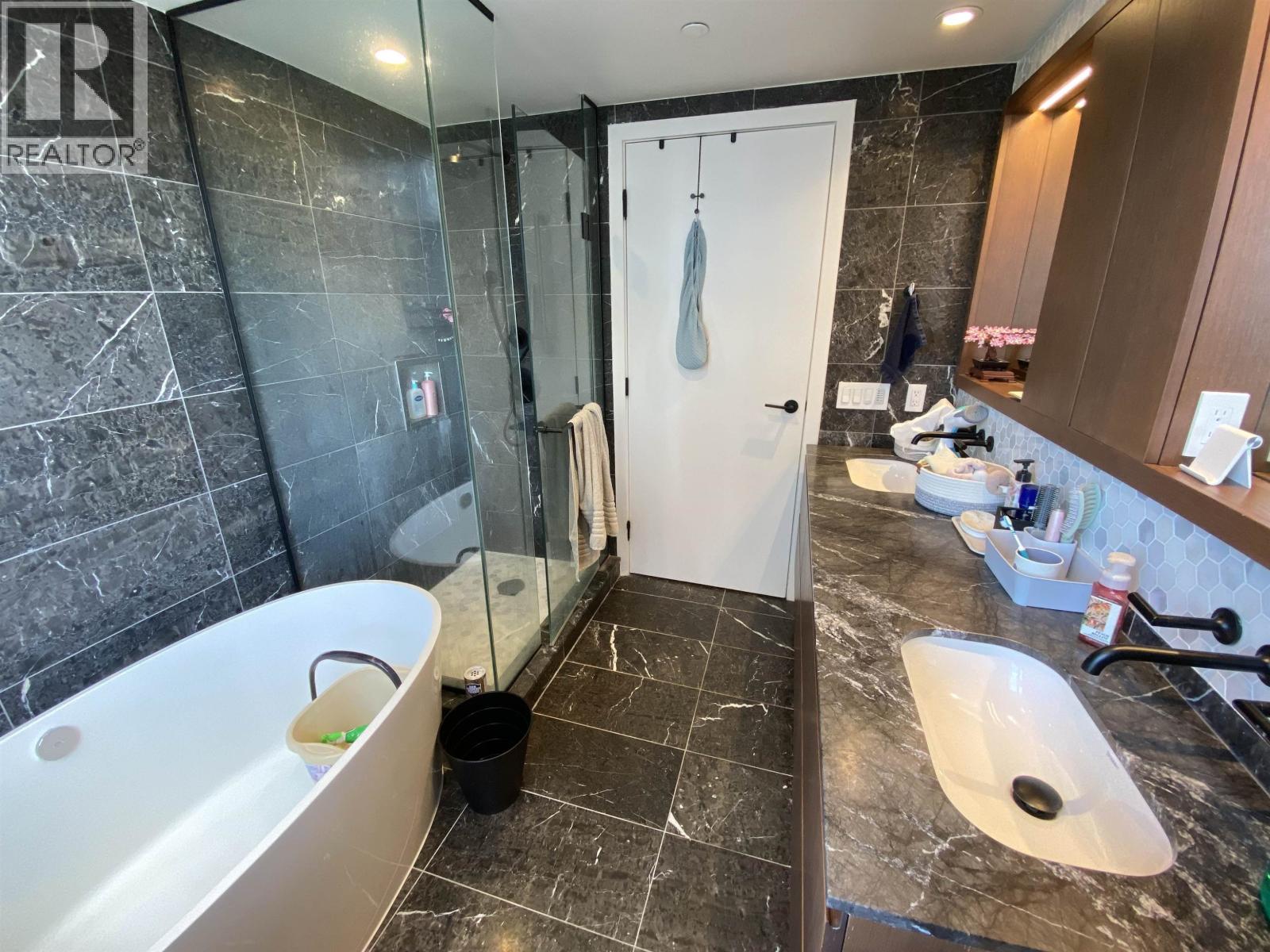 1203 1365 Se Davie Street, Vancouver, British Columbia  V6E 1N5 - Photo 13 - R3161908