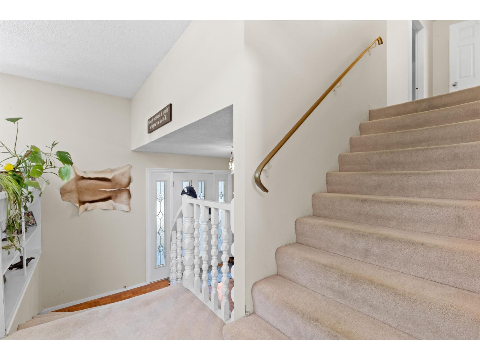 32637 Willingdon Crescent, Abbotsford, British Columbia  V2T 1S1 - Photo 5 - R3135363