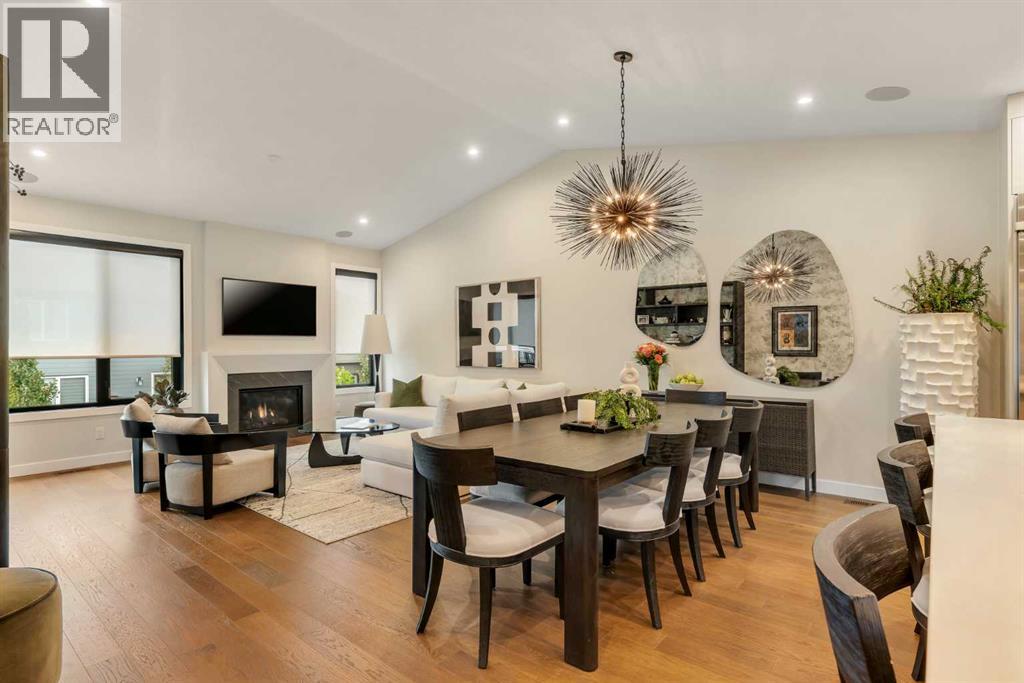648 Shawnee Terrace Sw, Calgary, Alberta  T2Y 0T5 - Photo 2 - A2342226
