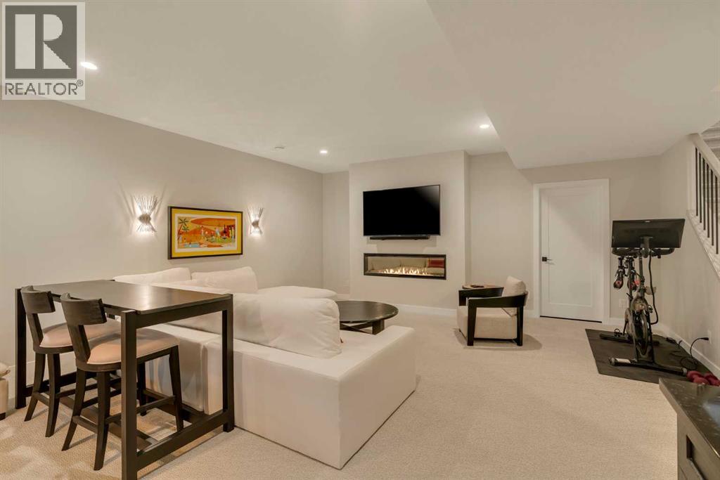 648 Shawnee Terrace Sw, Calgary, Alberta  T2Y 0T5 - Photo 22 - A2342226
