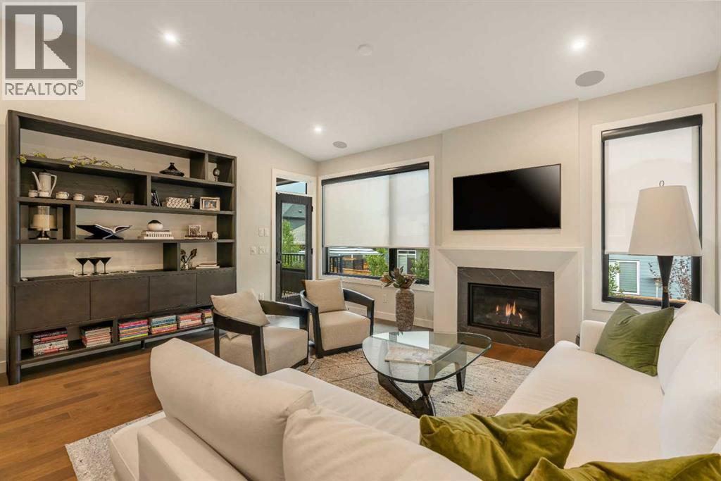 648 Shawnee Terrace Sw, Calgary, Alberta  T2Y 0T5 - Photo 3 - A2342226