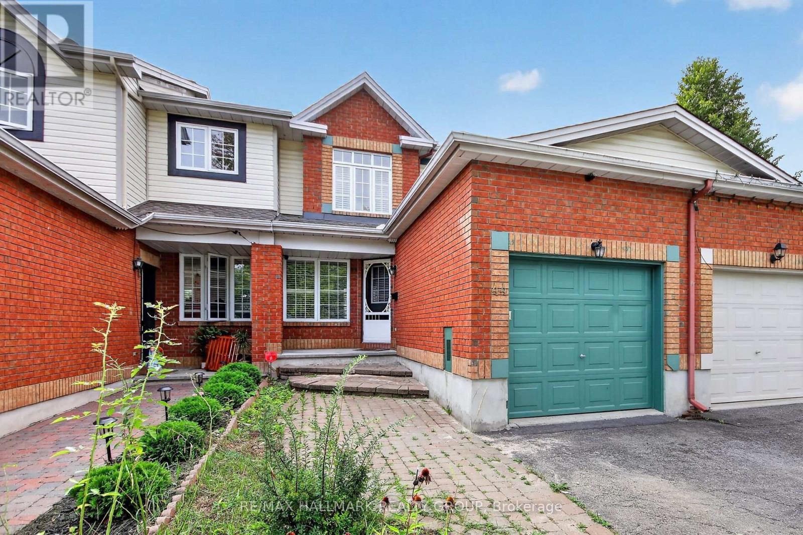 44 Drumso Street, Ottawa, Ontario  K1T 3X9 - Photo 2 - X13750150