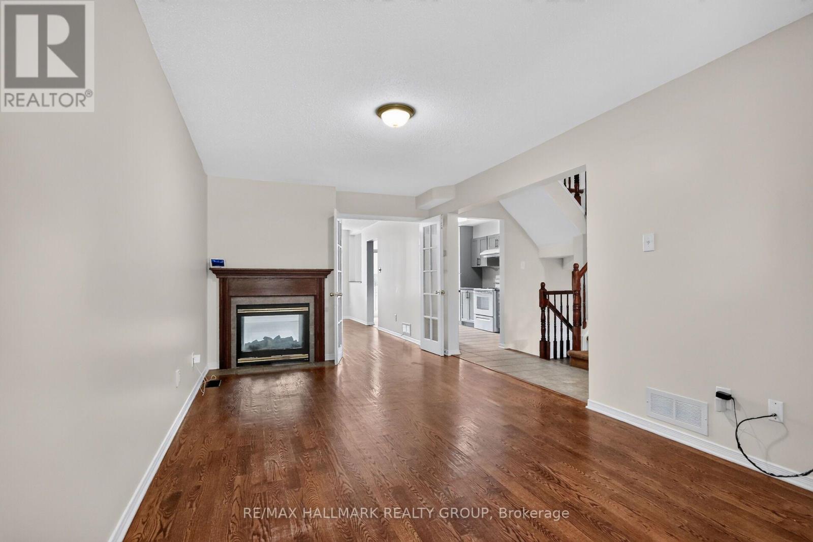 44 Drumso Street, Ottawa, Ontario  K1T 3X9 - Photo 8 - X13750150