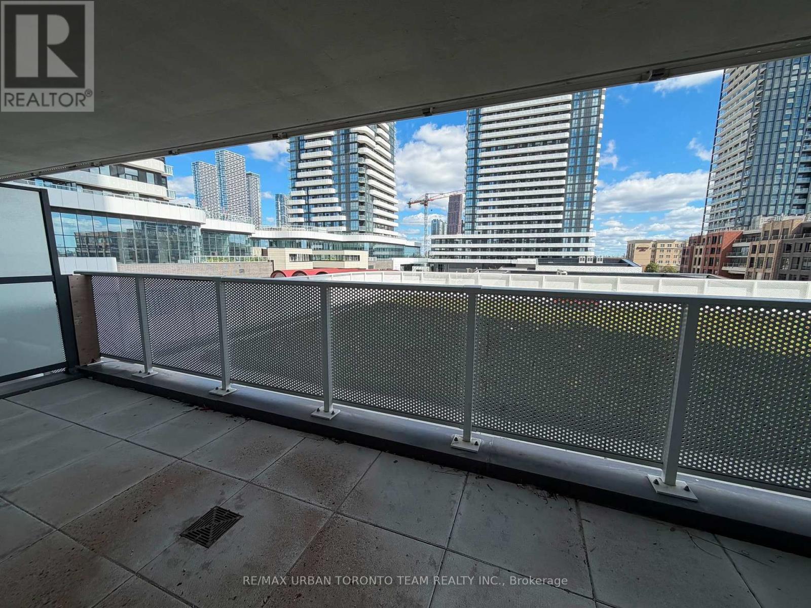 301 - 195 Commerce Street, Vaughan, Ontario  L4K 0P9 - Photo 3 - N13750160