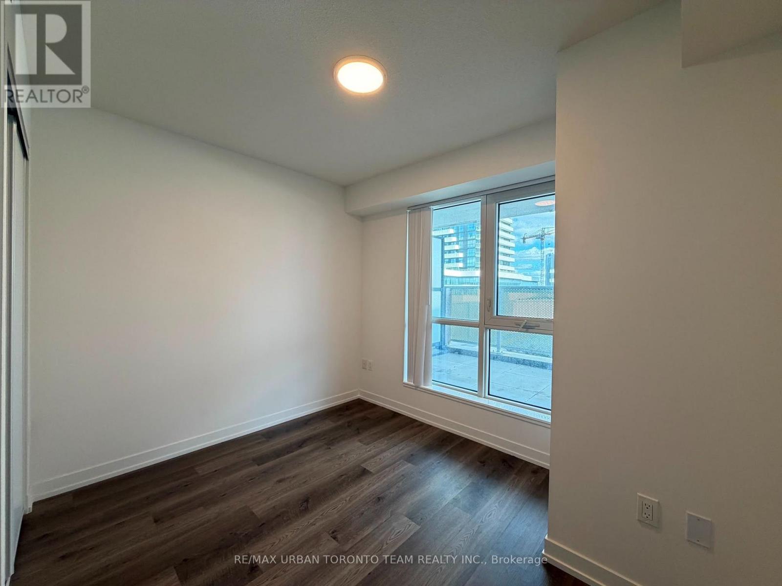 301 - 195 Commerce Street, Vaughan, Ontario  L4K 0P9 - Photo 6 - N13750160