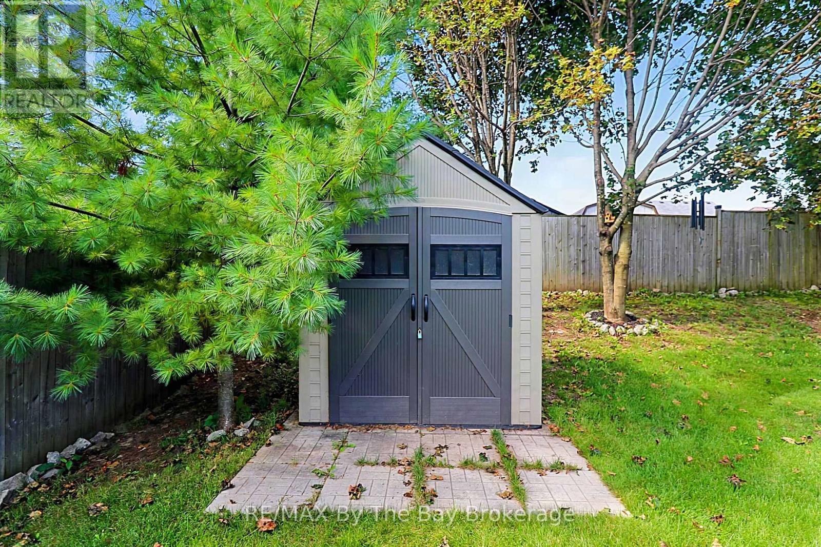84 Wesley Avenue, Wasaga Beach, Ontario  L9Z 0B9 - Photo 35 - S13750152