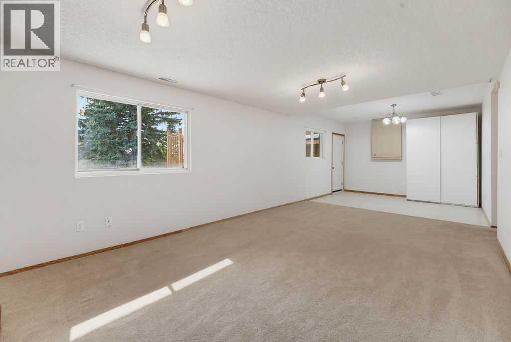 23 Hawksbrow Road Nw, Calgary, Alberta  T3G 2S8 - Photo 39 - A2341009
