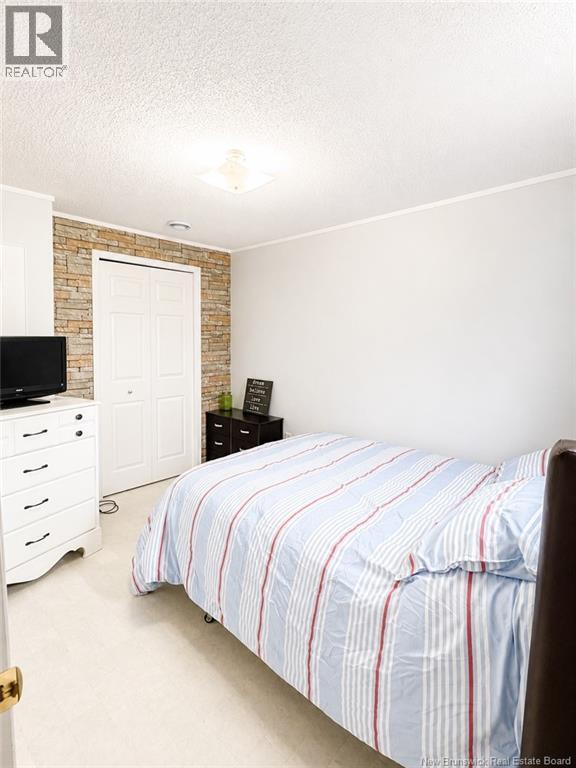 15 Silverwood, Miramichi, New Brunswick  E1V 5Z1 - Photo 7 - NB147195