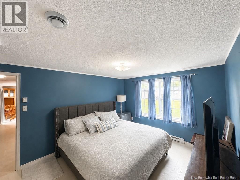 15 Silverwood, Miramichi, New Brunswick  E1V 5Z1 - Photo 11 - NB147195