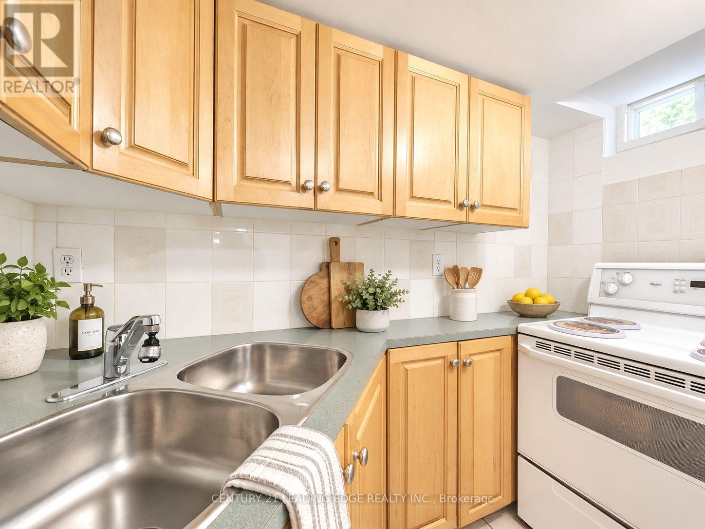 19 Kingly Crest Way, Vaughan, Ontario  L4H 1M8 - Photo 33 - N13750174