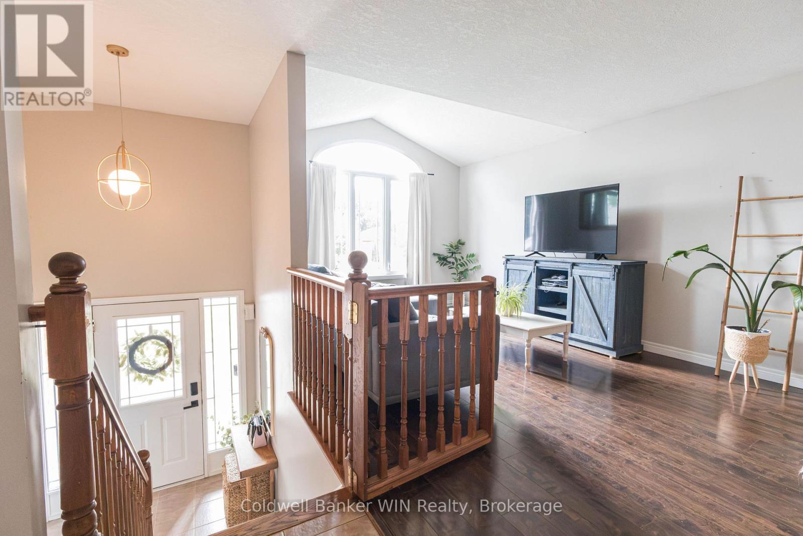 114 Bellamy Crescent, Centre Wellington, Ontario  N1M 3S6 - Photo 5 - X13750170