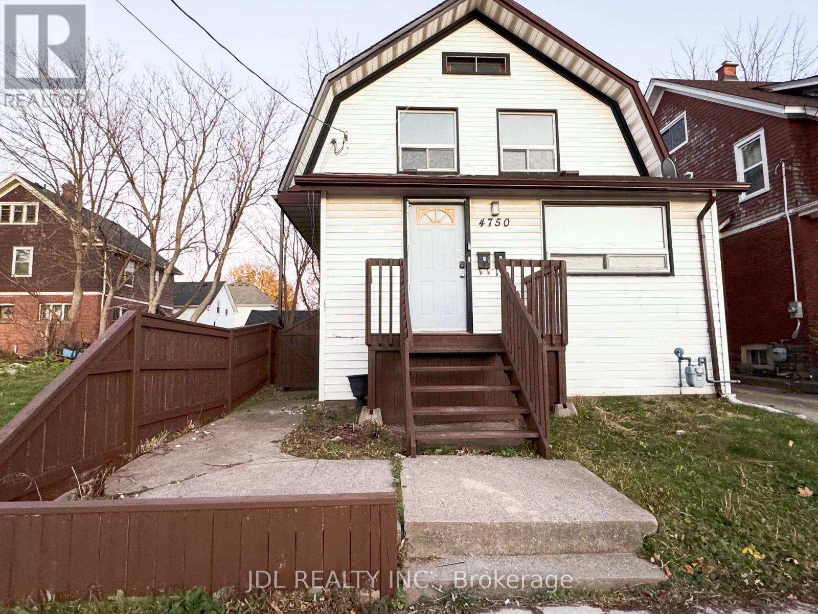 MAIN - 4750 SAINT LAWRENCE AVENUE, Niagara Falls, Ontario