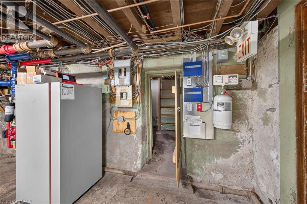 15 St David Street W, Thorold, Ontario  L2V 2L1 - Photo 30 - 40860249