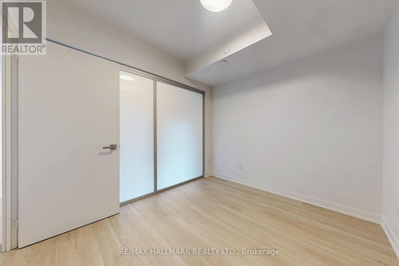 424 - 500 Wilson Avenue, Toronto, Ontario M3H 0E5 - Photo 11 - C13750192