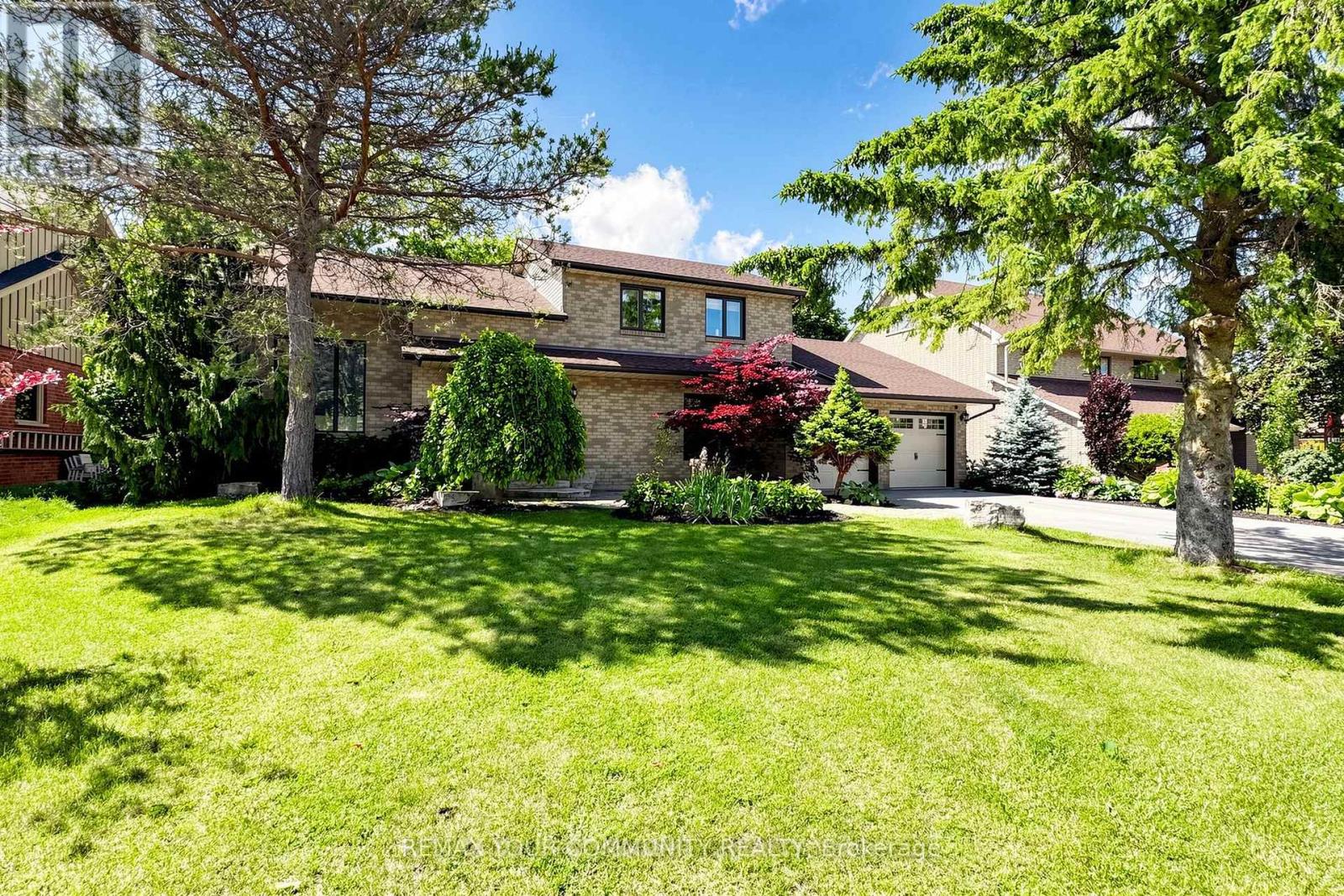 32 BRAWTON DRIVE N, Caledon, Ontario