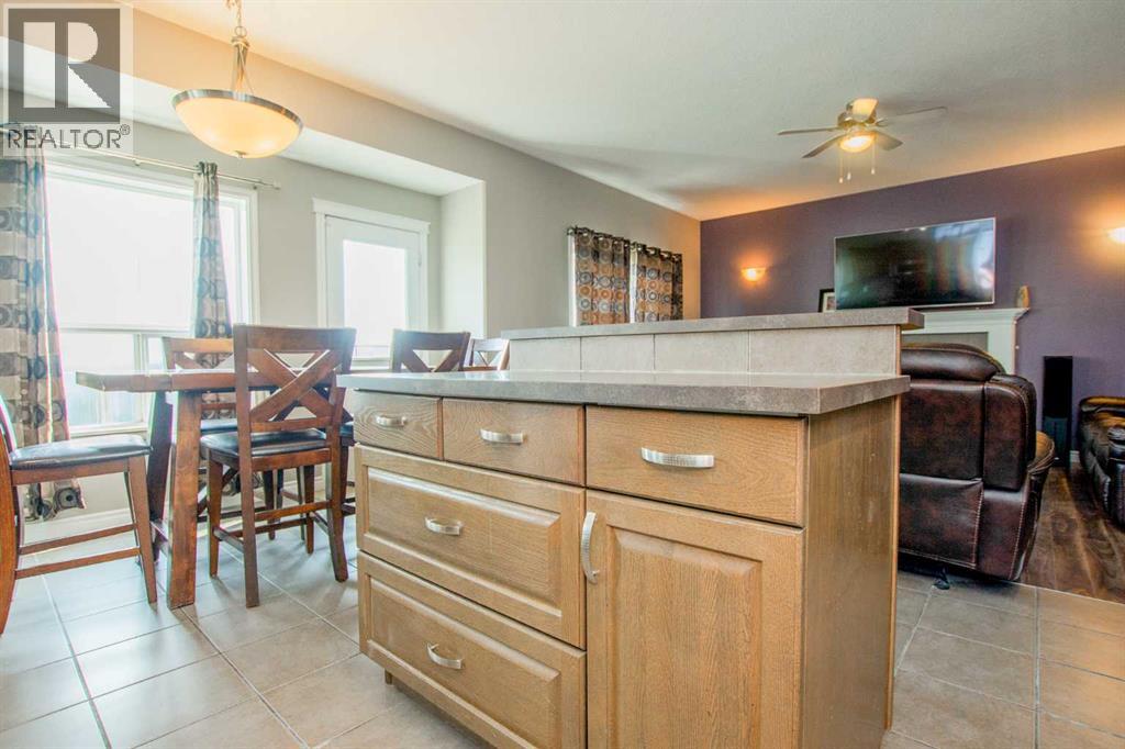 83 Pinnacle Lake Drive, Grande Prairie, Alberta  T8W 0A9 - Photo 15 - A2330993