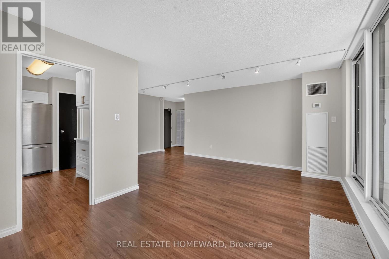 1804 - 100 Quebec Avenue, Toronto, Ontario  M6P 4B8 - Photo 11 - W13750218