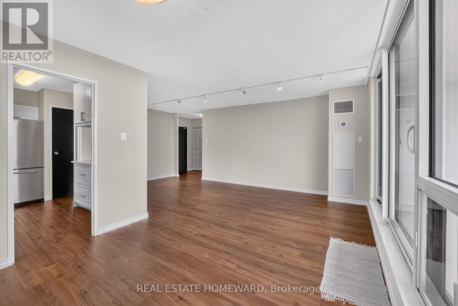1804 - 100 Quebec Avenue, Toronto, Ontario  M6P 4B8 - Photo 12 - W13750218