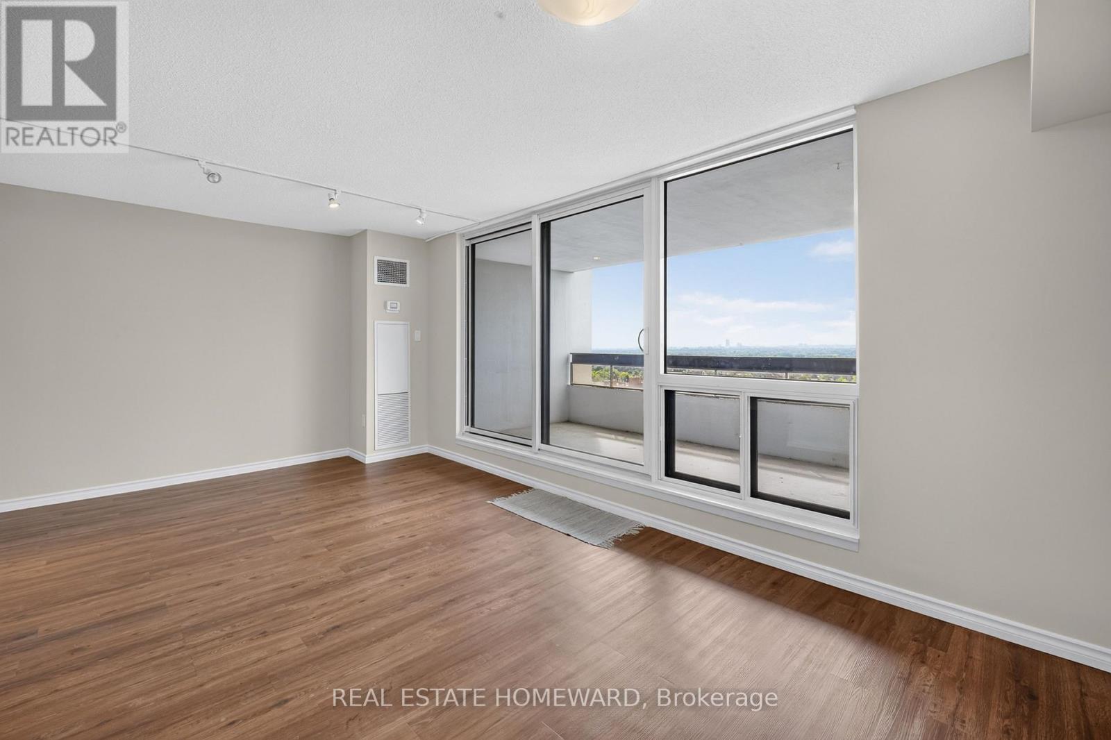 1804 - 100 Quebec Avenue, Toronto, Ontario  M6P 4B8 - Photo 18 - W13750218
