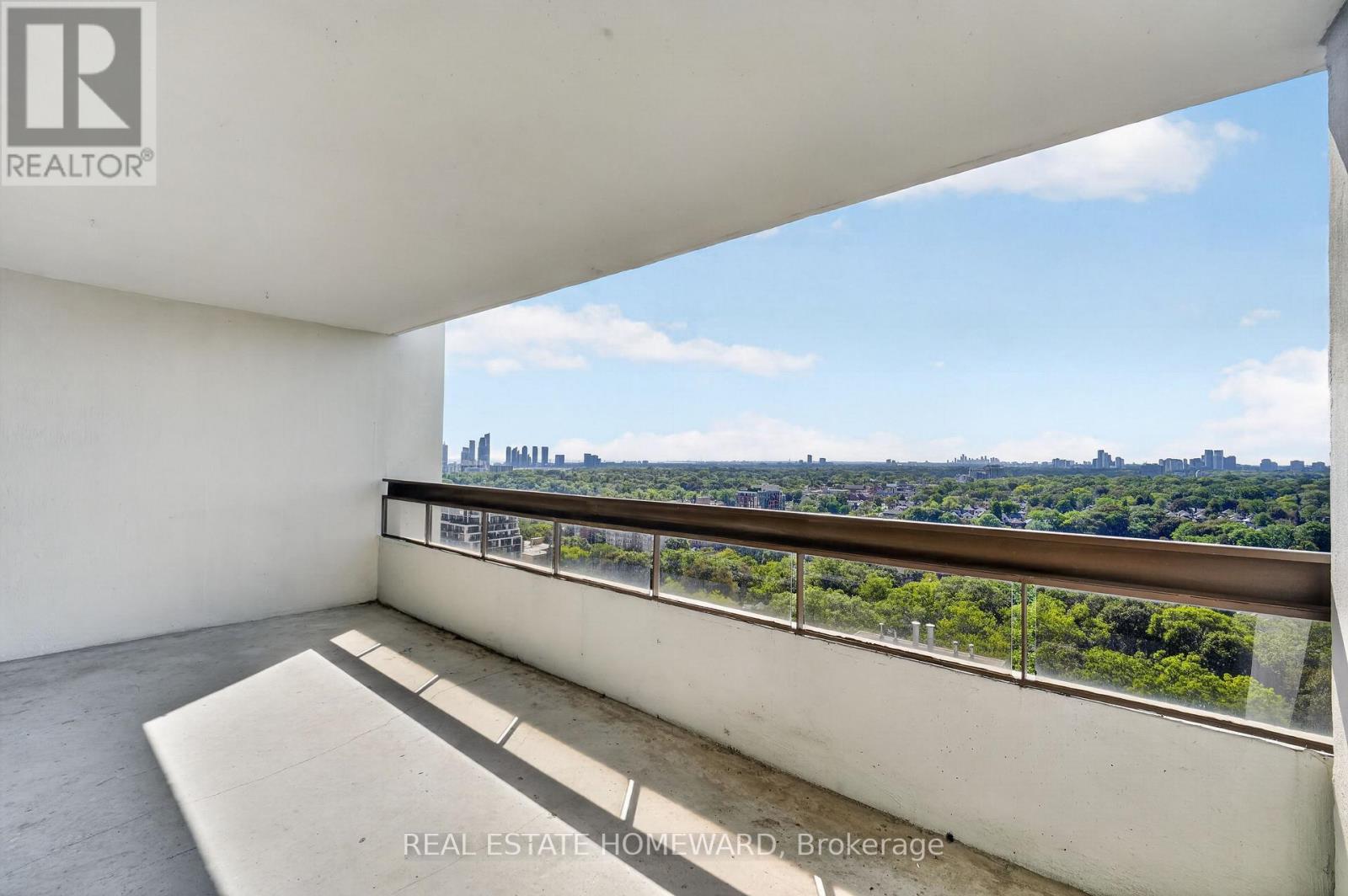 1804 - 100 Quebec Avenue, Toronto, Ontario  M6P 4B8 - Photo 19 - W13750218
