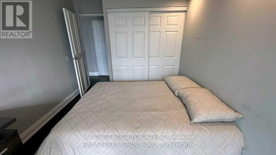 2407 - 550 Webb Drive, Mississauga, Ontario  L5B 3Y4 - Photo 6 - W13750224