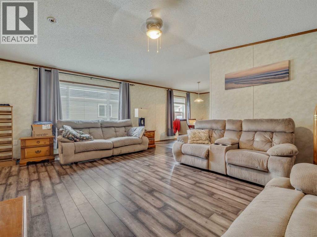 1015 Spring Street, Coaldale, Alberta  T1M 0C6 - Photo 13 - A2341885