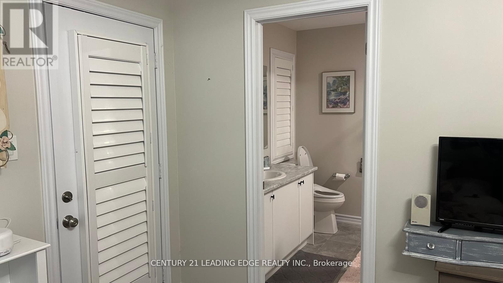 29 Douet Lane, Ajax, Ontario L1Z 0V4 - Photo 5 - E13748278