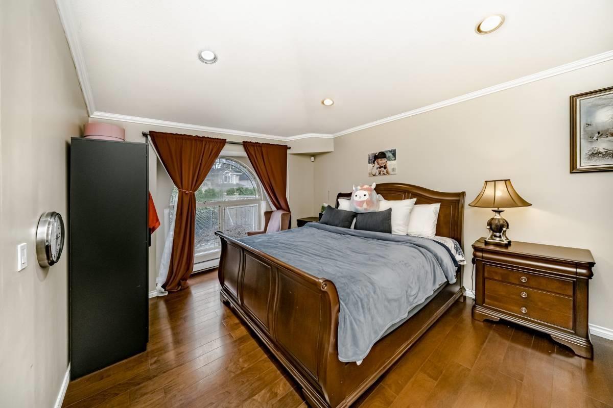 Main 11079 162a St, Surrey, British Columbia  V4N 4S8 - Photo 5 - R3161923