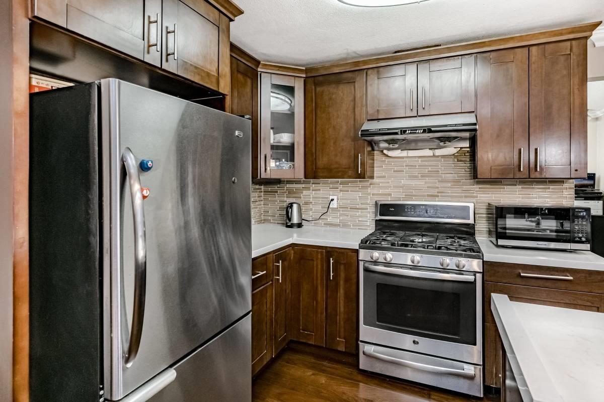 Main 11079 162a St, Surrey, British Columbia  V4N 4S8 - Photo 7 - R3161923