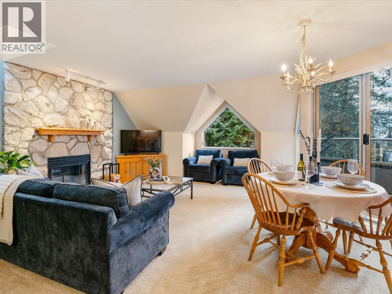 31 4636 Blackcomb Way, Whistler, British Columbia  V8E 0H2 - Photo 4 - R3161917