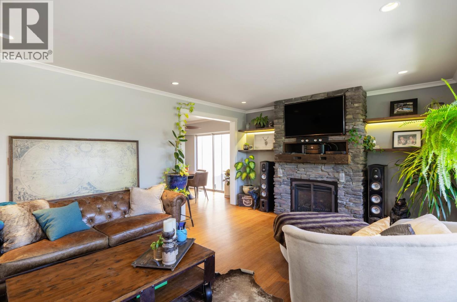 1740 Shannon Ct, Coquitlam, British Columbia  V3J 6C6 - Photo 5 - R3161918