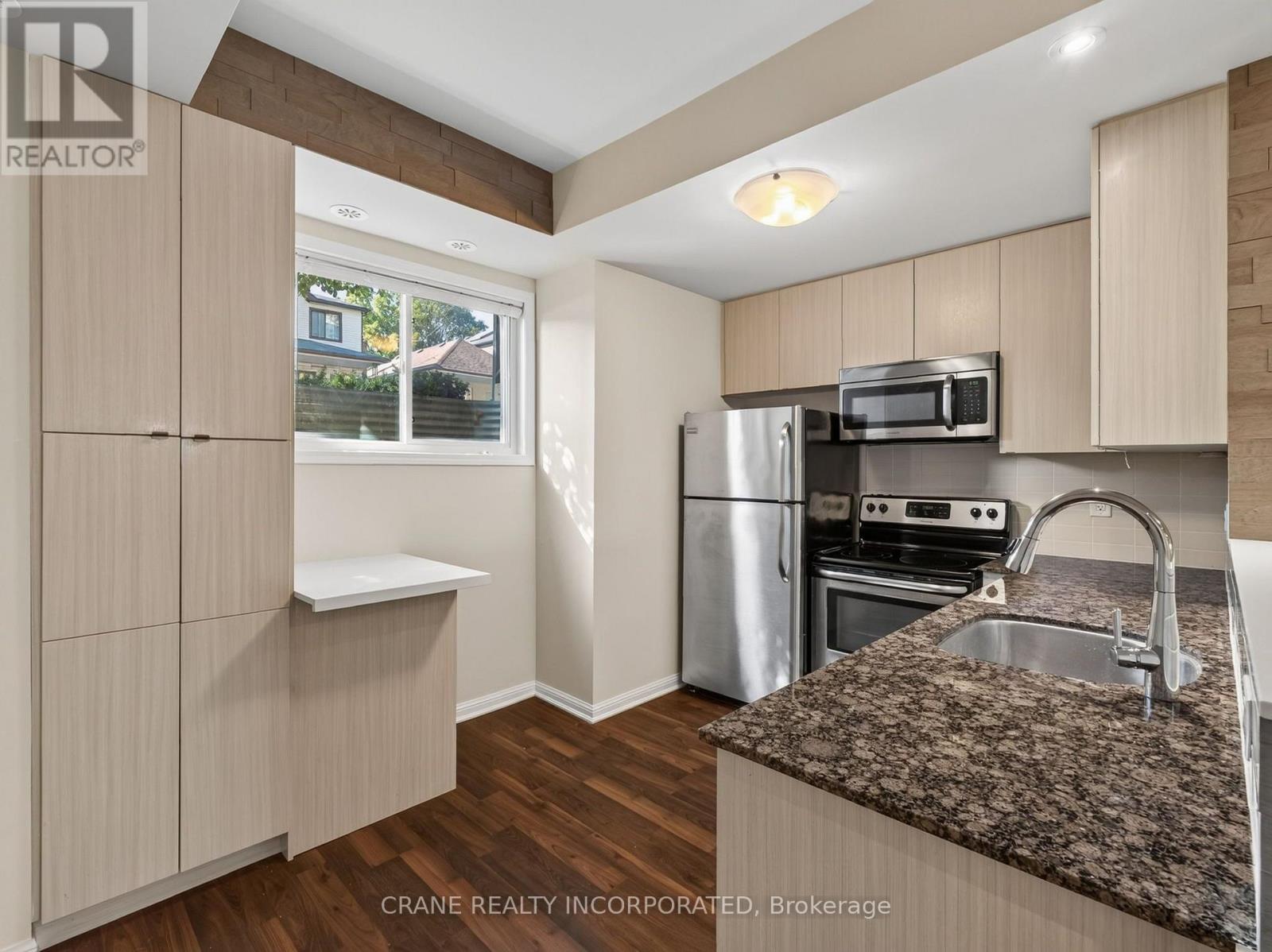 108 - 400 Hopewell Avenue, Toronto, Ontario  M6E 2S2 - Photo 3 - W13750228
