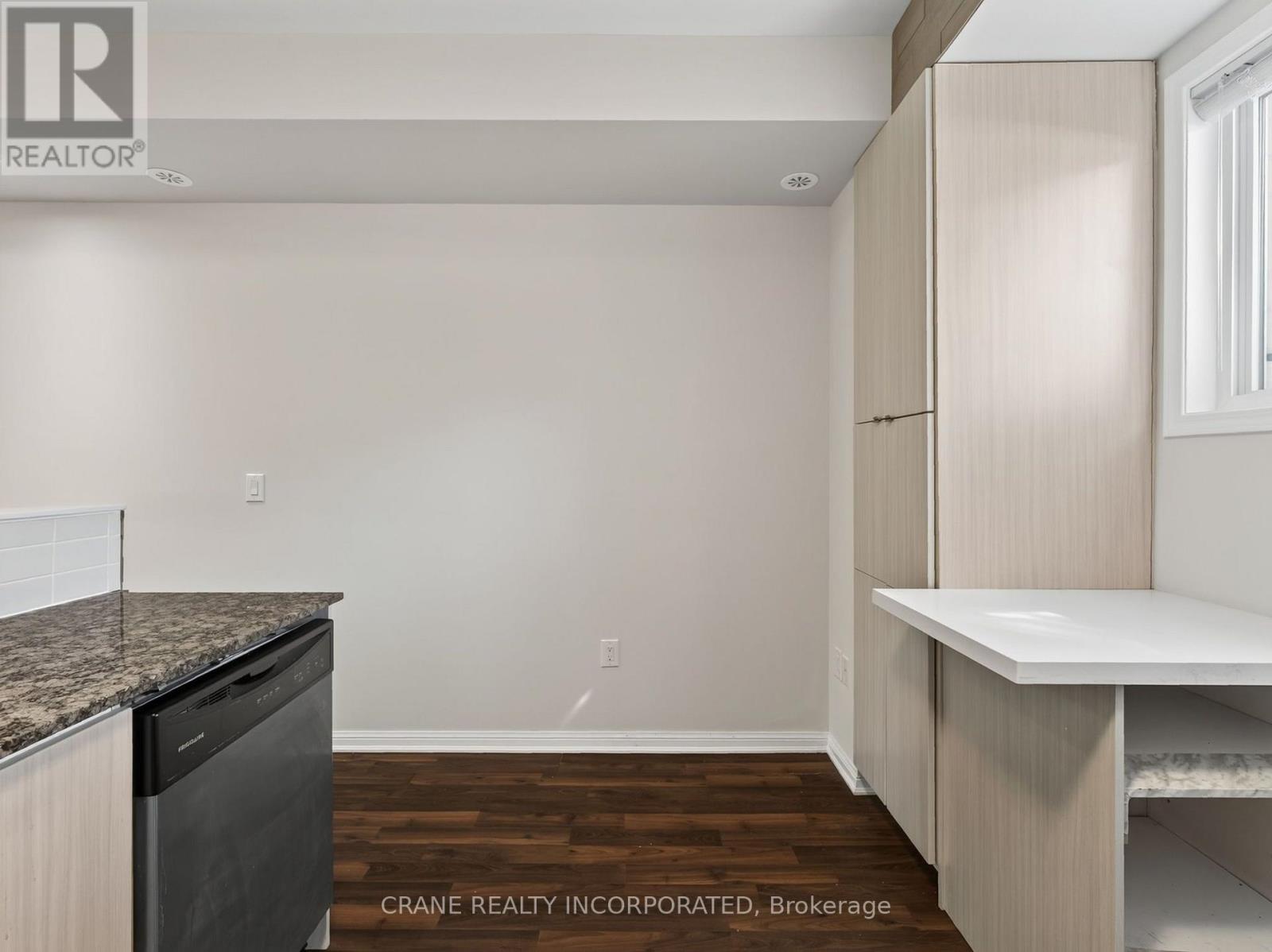 108 - 400 Hopewell Avenue, Toronto, Ontario  M6E 2S2 - Photo 6 - W13750228