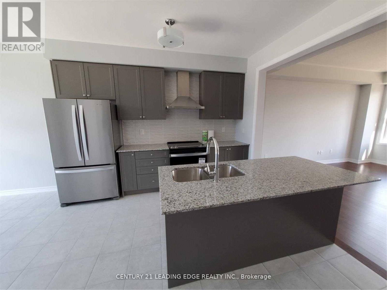 29 Douet Lane, Ajax, Ontario  L1Z 0V4 - Photo 5 - E13748278