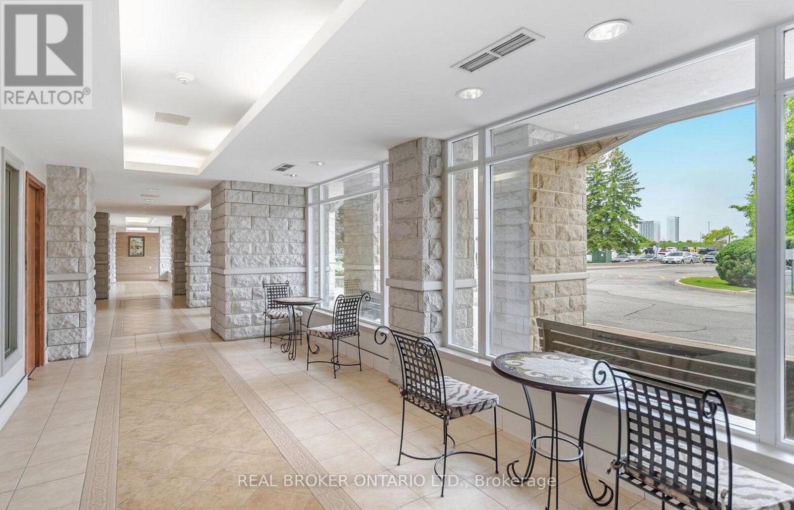 314 - 2504 Rutherford Road, Vaughan, Ontario  L4K 5N5 - Photo 6 - N13750238